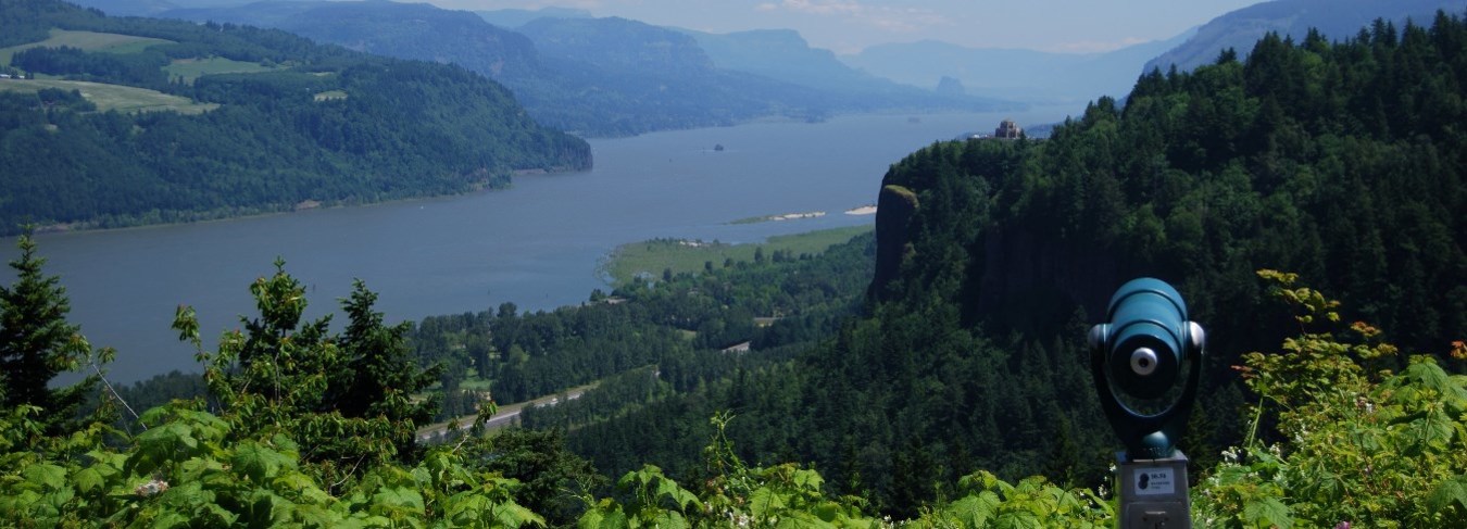 OR - Columbia Gorge-view of crown point