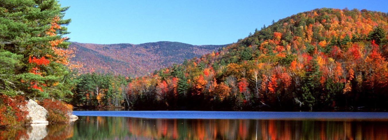 New England, New Hampshire, Lake Fall Folliage